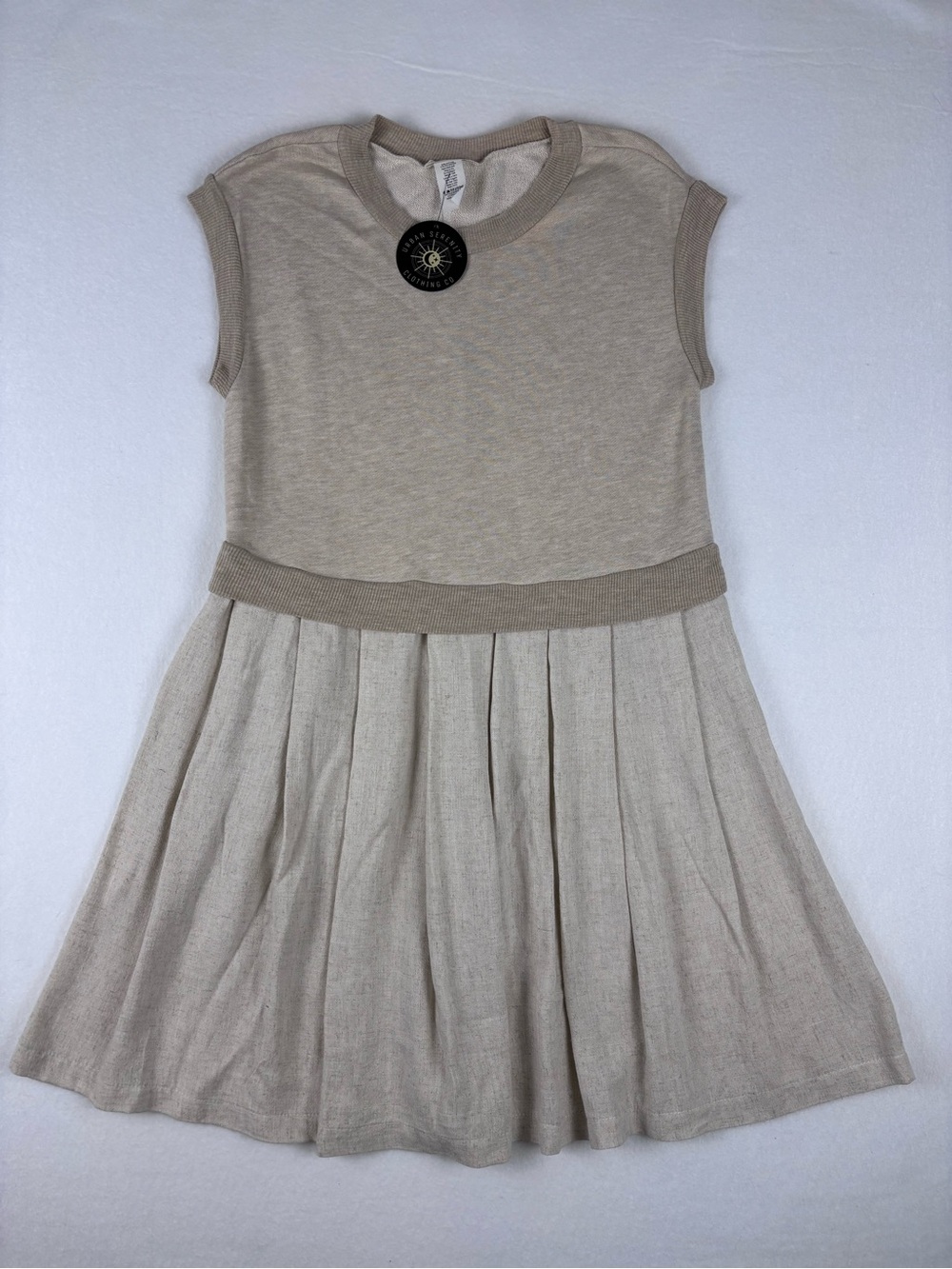 Carole Christian Small Taupe Pleated Fit Flare Dress cottagecore, minimalist NWT